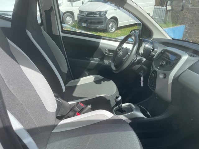 TOYOTA Aygo usata 9