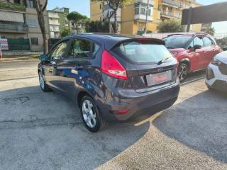 FORD Fiesta usata, con Autoradio