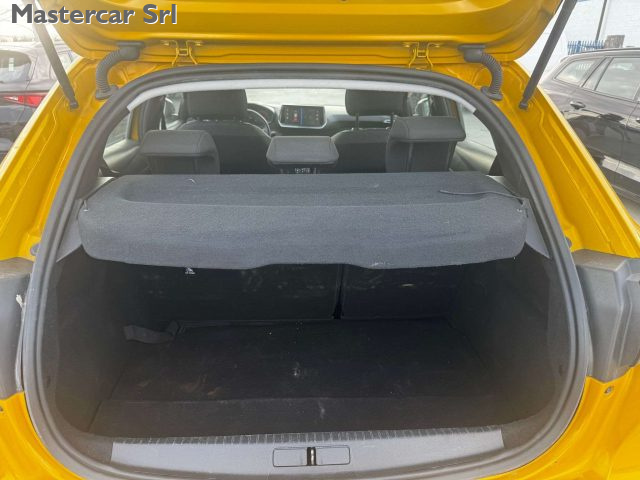 PEUGEOT 208 usata, con Park Distance Control