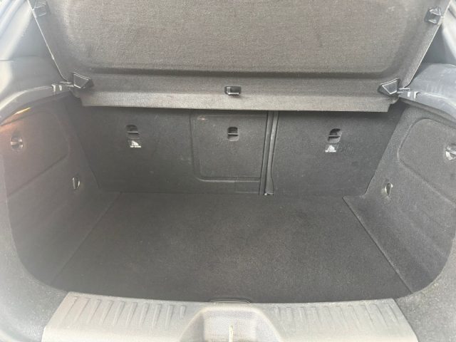 MERCEDES-BENZ A 200 usata, con Specchietti laterali elettrici