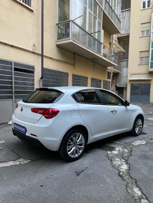 ALFA ROMEO Giulietta usata, con Airbag Passeggero