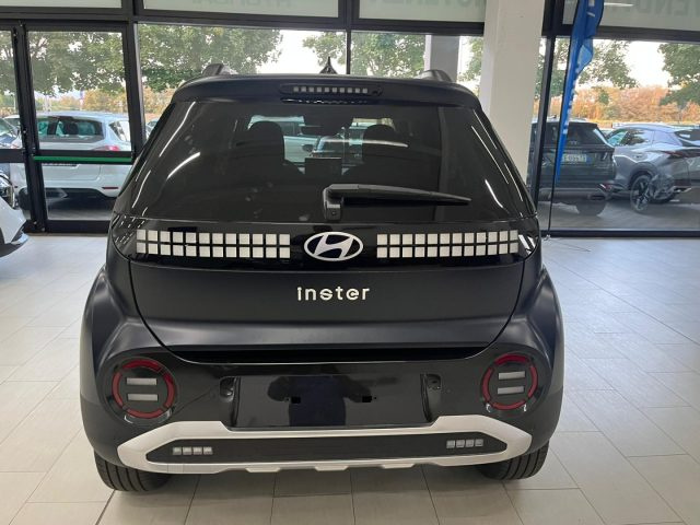 HYUNDAI INSTER usata, con Boardcomputer