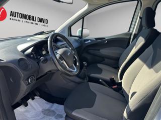 FORD Tourneo Courier usata, con Autoradio