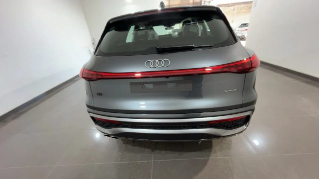 AUDI Q5 usata, con Autoradio