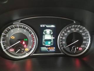 SUZUKI Vitara usata, con Controllo automatico clima