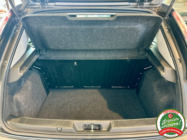 FIAT Punto usata, con Volante multifunzione