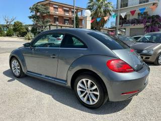 VOLKSWAGEN Maggiolino usata, con Autoradio