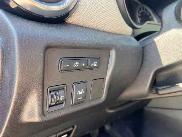 NISSAN Micra usata, con Controllo automatico clima
