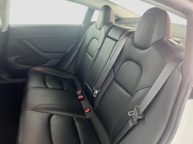 TESLA Model 3 usata 9