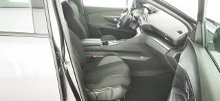 PEUGEOT 5008 usata, con Volante in pelle