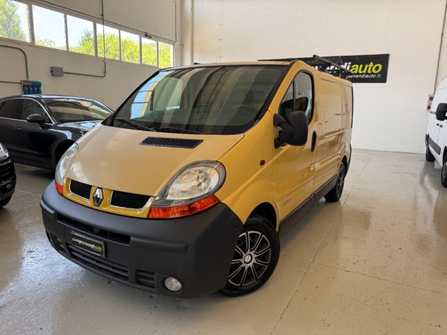 RENAULT Trafic usata, con ABS