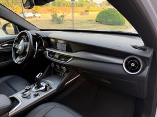 ALFA ROMEO Stelvio usata, con Sistema di navigazione