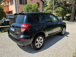 TOYOTA RAV 4 MY23 usata, con Autoradio