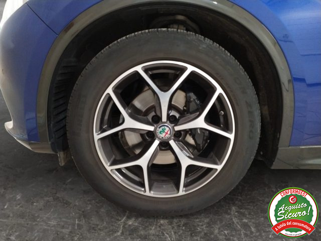 ALFA ROMEO Stelvio usata, con Controllo trazione