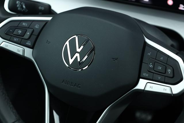 VOLKSWAGEN Golf usata, con Park Distance Control