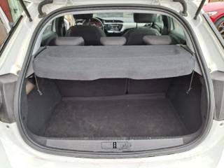 OPEL Corsa usata, con Park Distance Control