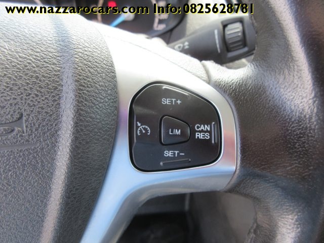 FORD Transit Courier usata, con ESP