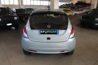 LANCIA Ypsilon usata, con Autoradio