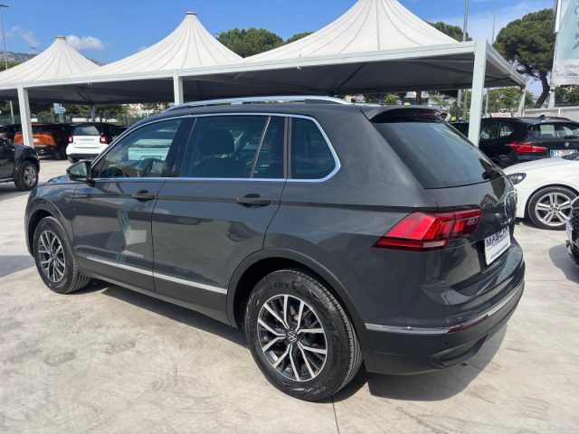 VOLKSWAGEN Tiguan usata, con Controllo trazione