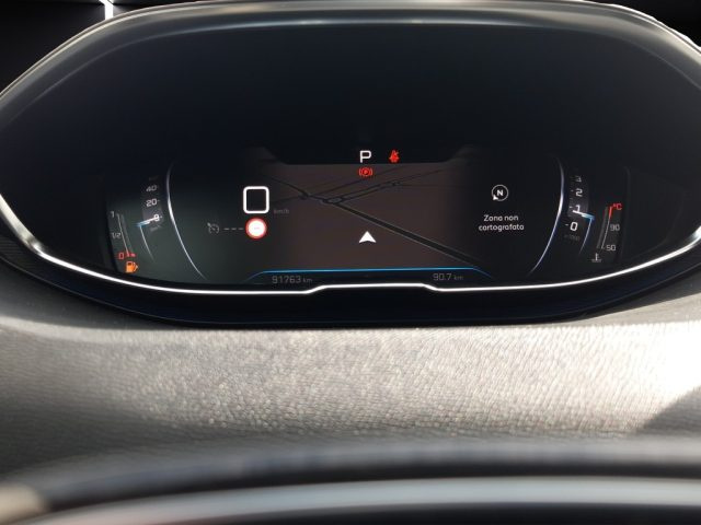 PEUGEOT 3008 usata, con Controllo automatico clima