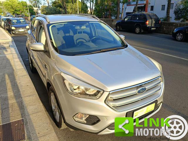 FORD Kuga usata, con Fendinebbia