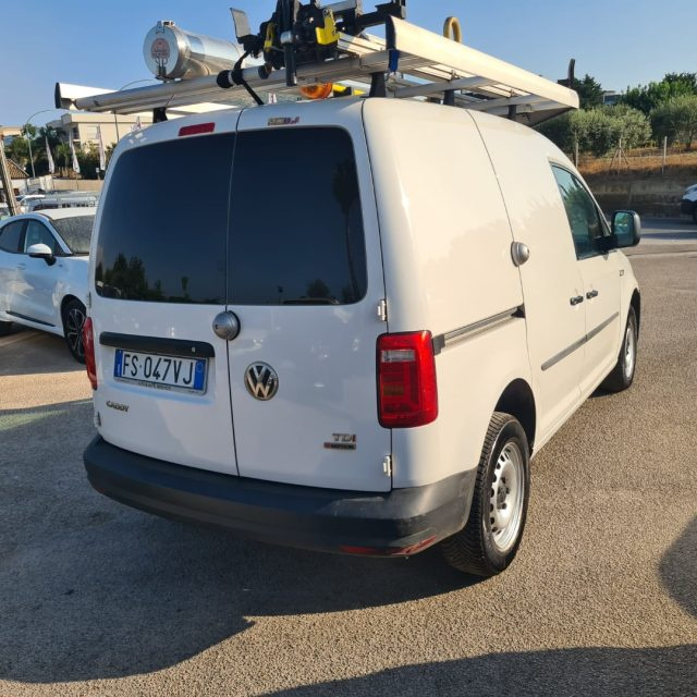 VOLKSWAGEN Caddy usata, con Autoradio