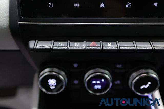 RENAULT Clio usata, con Volante multifunzione