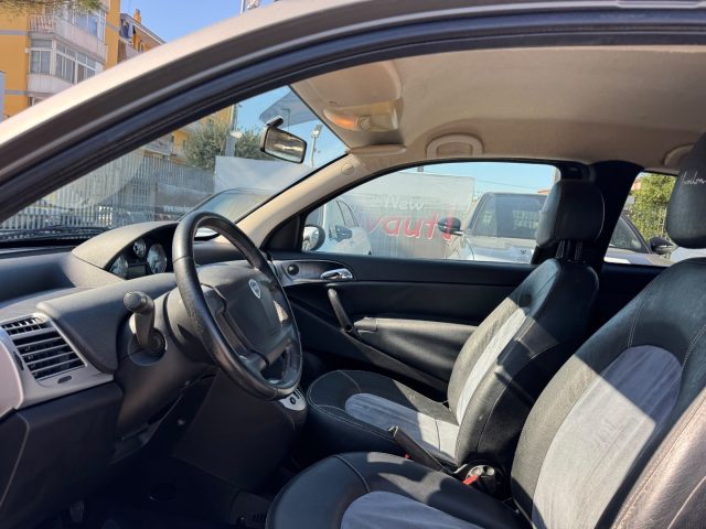 LANCIA Ypsilon usata, con Controllo automatico clima