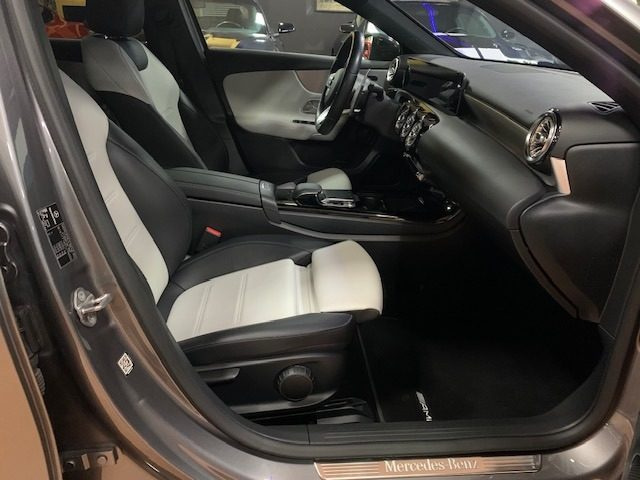 MERCEDES-BENZ A 220 usata, con Trazione integrale