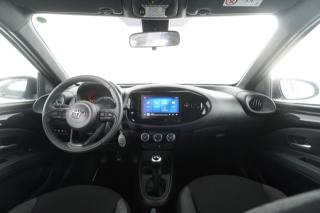TOYOTA Aygo X usata 9