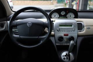 LANCIA Ypsilon usata, con Autoradio