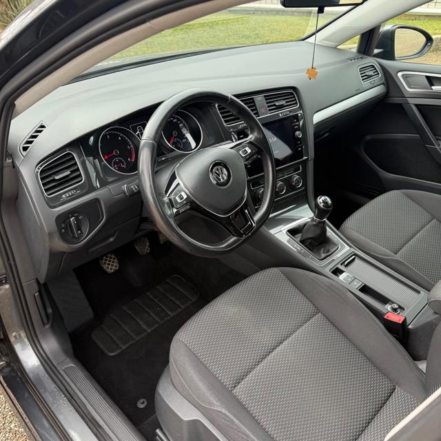 VOLKSWAGEN Golf Variant usata, con Lettore CD