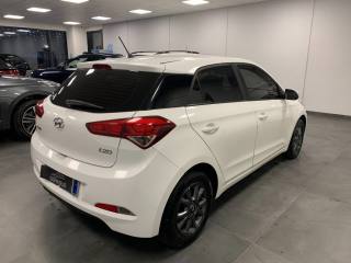 HYUNDAI i20 usata, con Chiusura centralizzata telecomandata