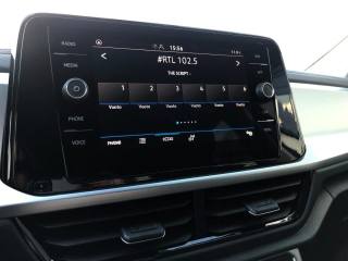VOLKSWAGEN T-Roc usata, con Autoradio digitale