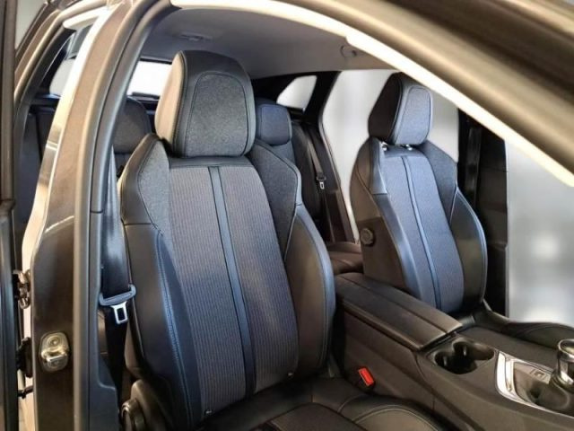 PEUGEOT 3008 usata, con Servosterzo