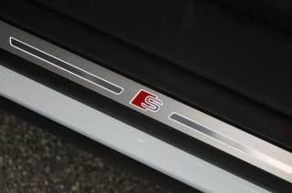 AUDI Q8 usata, con Tettuccio apribile