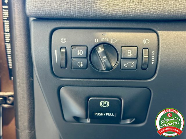 VOLVO XC60 usata, con Interni in pelle