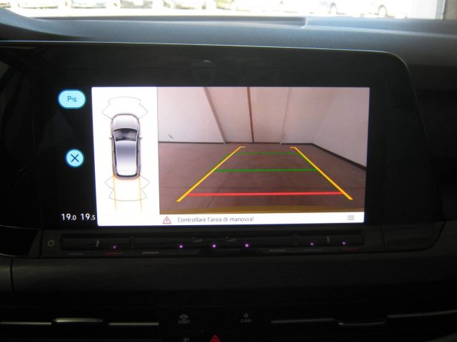 VOLKSWAGEN Golf usata, con Fari LED