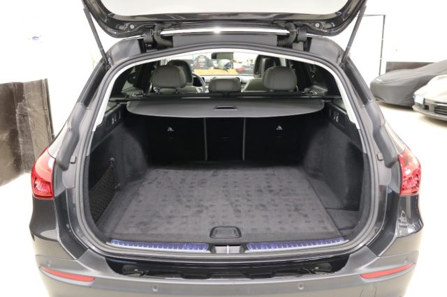 MERCEDES-BENZ C 220 usata 23