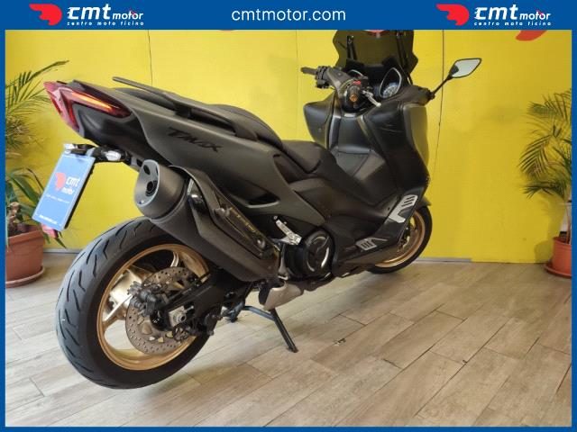 YAMAHA T-Max 560 usata 3
