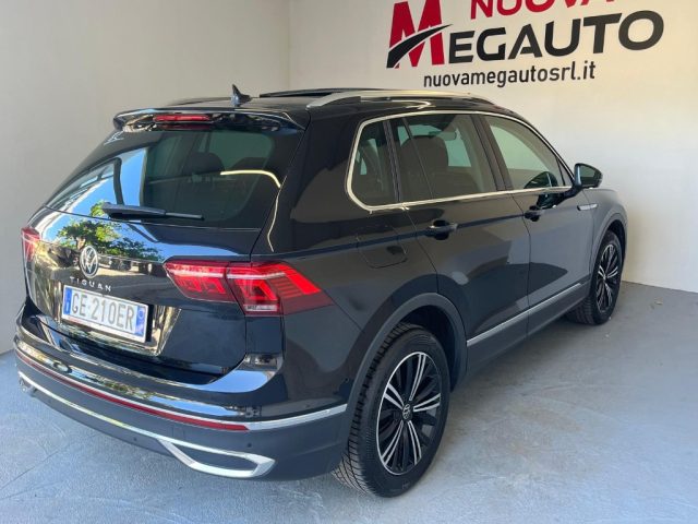 VOLKSWAGEN Tiguan usata, con Autoradio