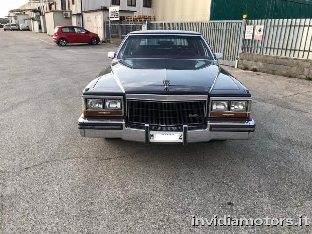 CADILLAC Fleetwood usata 5