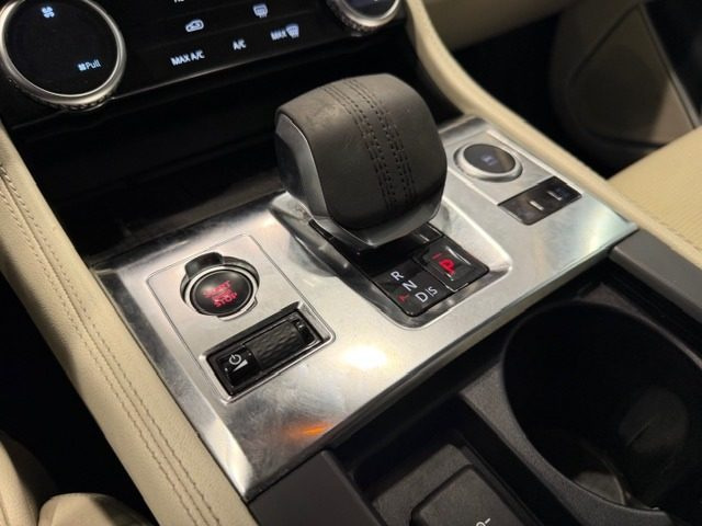 JAGUAR F-Pace usata, con Immobilizzatore elettronico