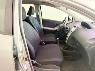 TOYOTA Yaris usata 13