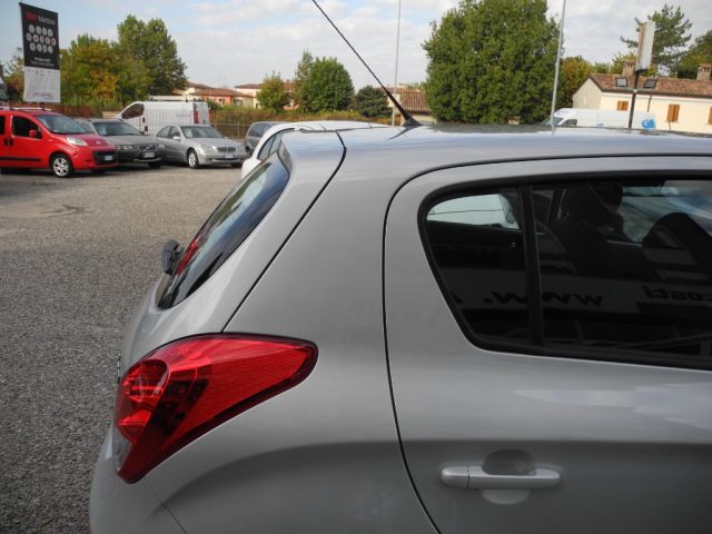 HYUNDAI i20 usata 56