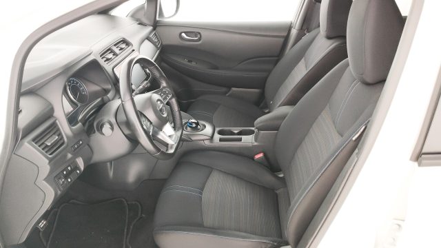 NISSAN Leaf usata, con Sistema di navigazione