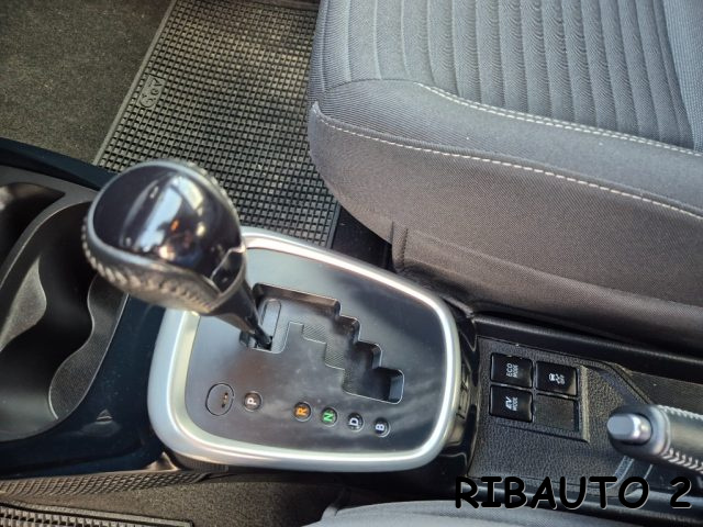 TOYOTA Yaris usata, con Park Distance Control