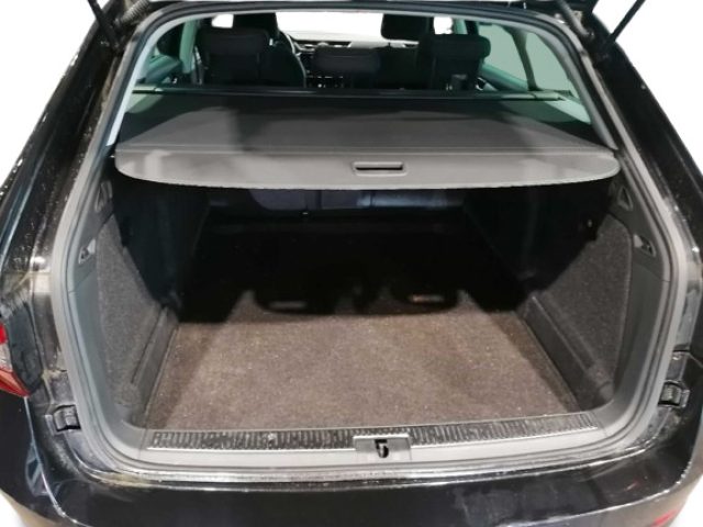 SKODA Superb usata, con ESP