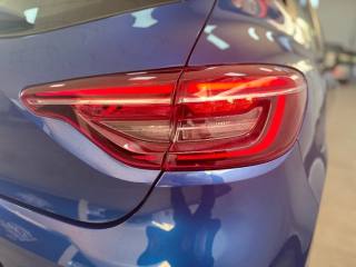 RENAULT Clio usata, con Sensori di parcheggio posteriori