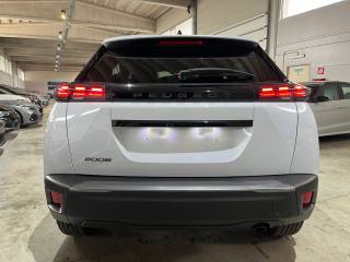 PEUGEOT 2008 usata, con Autoradio